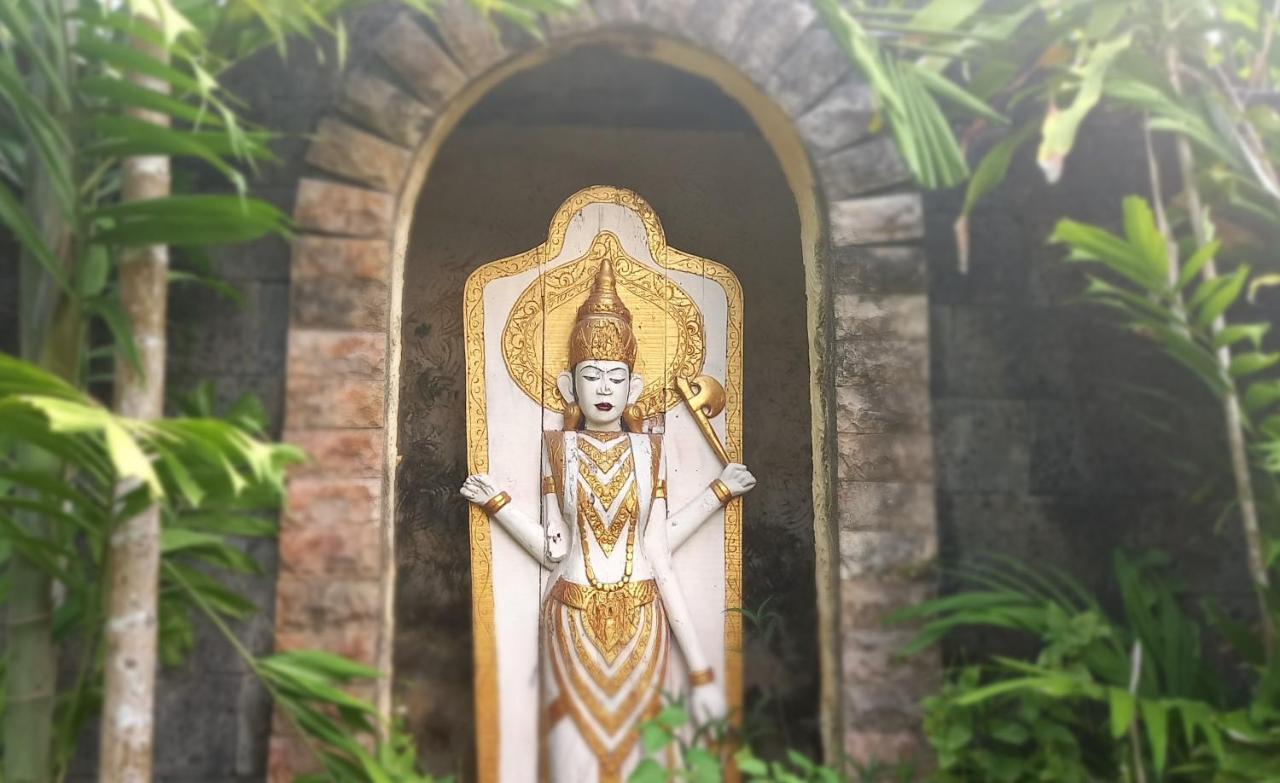 Matahari Inn Kuta  Esterno foto
